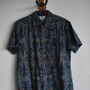 Vissla men’s short sleeve button down